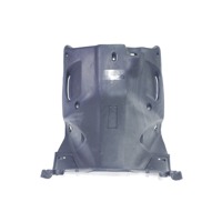 FRONT FAIRING / LEGS SHIELD  OEM N. 454007  SPARE PART USED SCOOTER TGB F409 150  DISPLACEMENT CC. 150  YEAR OF CONSTRUCTION 2000