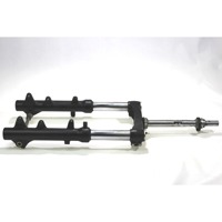 FRONT AXLE KIT OEM N. 5110305H20 5110405H20 5141005H00 SPARE PART USED SCOOTER SUZUKI BURGMAN AN 400 (2008-2013)  DISPLACEMENT CC. 400  YEAR OF CONSTRUCTION 2013