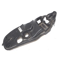 UNDER SEAT FAIRING OEM N. AP8258216 SPARE PART USED SCOOTER APRILIA SCARABEO 100 4T (2002 - 2006) DISPLACEMENT CC. 100  YEAR OF CONSTRUCTION 2002
