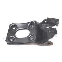 OPEN / CLOSING HINGE OEM N. 1SDF47690000 SPARE PART USED SCOOTER YAMAHA X-MAX YP R - RA ABS ( 2013 - 2016 ) 125 / 250 / 400 DISPLACEMENT CC. 125  YEAR OF CONSTRUCTION 2014
