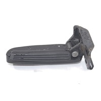 FOOTPEG OEM N. 656598000C SPARE PART USED SCOOTER PIAGGIO CARNABY 200 (2007 - 2008) DISPLACEMENT CC. 200  YEAR OF CONSTRUCTION 2008