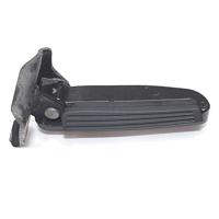 FOOTPEG OEM N. (D) 656597000C SPARE PART USED SCOOTER PIAGGIO CARNABY 200 (2007 - 2008) DISPLACEMENT CC. 200  YEAR OF CONSTRUCTION 2008