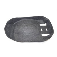 FOOT MATS OEM N. 9221319K00000 SPARE PART USED SCOOTER SUZUKI BURGMAN AN 400 (2017 - 2019) DISPLACEMENT CC. 400  YEAR OF CONSTRUCTION 2018