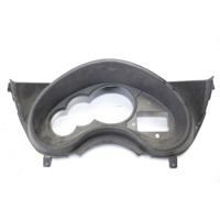 DASHBOARD COVER / HANDLEBAR OEM N. (D) 1-000-297-857 SPARE PART USED SCOOTER MALAGUTI MADISON 125 (1999 - 2001) DISPLACEMENT CC. 125  YEAR OF CONSTRUCTION 1999