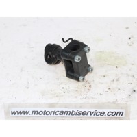 HANDLEBAR CLAMPS / RISERS OEM N. 1-000-301-140 SPARE PART USED SCOOTER MALAGUTI MADISON K400 (2002 - 2006) DISPLACEMENT CC. 400  YEAR OF CONSTRUCTION 2004