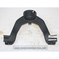 DASHBOARD COVER / HANDLEBAR OEM N. 1-000-297-985 SPARE PART USED SCOOTER MALAGUTI MADISON K400 (2002 - 2006) DISPLACEMENT CC. 400  YEAR OF CONSTRUCTION 2004