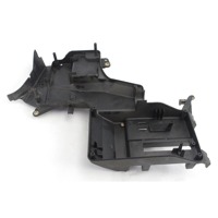 CDI / COIL BRACKET OEM N. 61132305677 SPARE PART USED MOTO BMW K41 K 1200 GT / K 1200 RS (2000 - 2005) DISPLACEMENT CC. 1200  YEAR OF CONSTRUCTION 2004