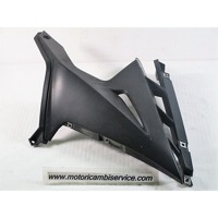 SIDE FAIRING / ATTACHMENT OEM N. 1-000-040-883 SPARE PART USED MOTO DERBI GPR 125 ( 2009 -2015 ) DISPLACEMENT CC. 125  YEAR OF CONSTRUCTION 2009