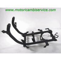 FAIRING / CHASSIS / FENDERS BRACKET OEM N. 1-000-040-742 SPARE PART USED MOTO DERBI GPR 125 ( 2009 -2015 ) DISPLACEMENT CC. 125  YEAR OF CONSTRUCTION 2009