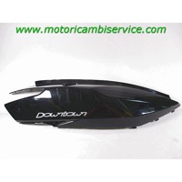 SIDE FAIRING OEM N. 83600  SPARE PART USED SCOOTER KYMCO DOWNTOWN  (2009-2017) 125 I / 200 I / 300 I DISPLACEMENT CC. 125  YEAR OF CONSTRUCTION 2015