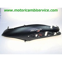 SIDE FAIRING OEM N. CM024601 SPARE PART USED SCOOTER PIAGGIO BEVERLY 250 I.E. (2004 - 2006) DISPLACEMENT CC. 250  YEAR OF CONSTRUCTION 2007