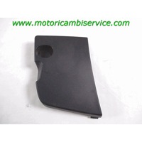 LUGGAGE COMPARTMENT COVER OEM N. manca SPARE PART USED SCOOTER PIAGGIO VESPA 125 PRIMAVERA 3V I.E (2013-2014) DISPLACEMENT CC. 125  YEAR OF CONSTRUCTION 2014