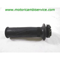 HANDLEBAR GRIPS OEM N. 4YR262420100 SPARE PART USED SCOOTER YAMAHA X-MAX YP R - RA ABS ( 2013 - 2016 ) 125 / 250 / 400 DISPLACEMENT CC. 125  YEAR OF CONSTRUCTION 2015