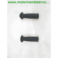 HANDLEBAR GRIPS OEM N. 1-000-298-895 SPARE PART USED SCOOTER MALAGUTI MADISON T 150 (1999-2001) DISPLACEMENT CC. 150  YEAR OF CONSTRUCTION 2000