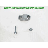 HANDLEBAR CLAMPS / RISERS OEM N. 2BS234410000  SPARE PART USED MOTO YAMAHA XT1200 SUPER TENERE (2010 - 2015) DP04  DISPLACEMENT CC. 1200  YEAR OF CONSTRUCTION 2014