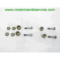 MOTORCYCLE SCREWS AND BOLTS OEM N.  SPARE PART USED MOTO YAMAHA XT1200 SUPER TENERE (2010 - 2015) DP04  DISPLACEMENT CC. 1200  YEAR OF CONSTRUCTION 2014