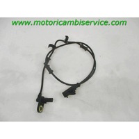 SPEED / ABS SENSOR OEM N. 211760722  SPARE PART USED MOTO KAWASAKI VERSYS 1000 (2015 - 2016) DISPLACEMENT CC. 1000  YEAR OF CONSTRUCTION 2016