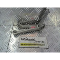 FRONT FOOTREST OEM N.  SPARE PART USED MOTO KAWASAKI NINJA ZX-R 900 B DISPLACEMENT CC. 900  YEAR OF CONSTRUCTION 1999